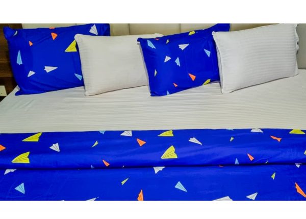 Blue Duvet Cover With Two Pillow Case